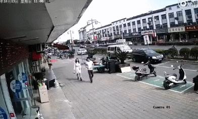 煤气罐着火先关阀门,煤气罐着火直接关阀门怎么灭火