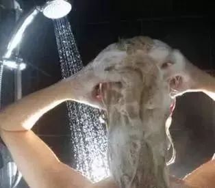 秋风渐凉的注意事项,秋分天凉了这三件事千万不要做