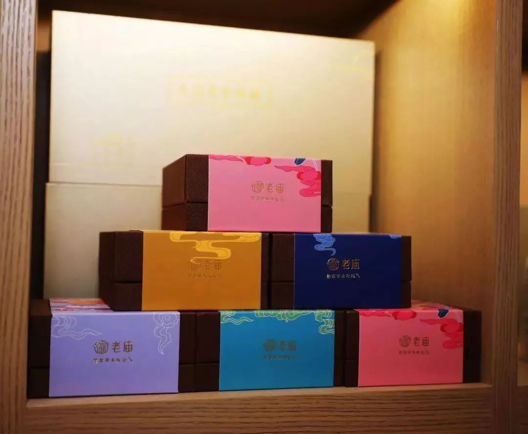 豫园老庙黄金银楼,豫园里黄金楼图片