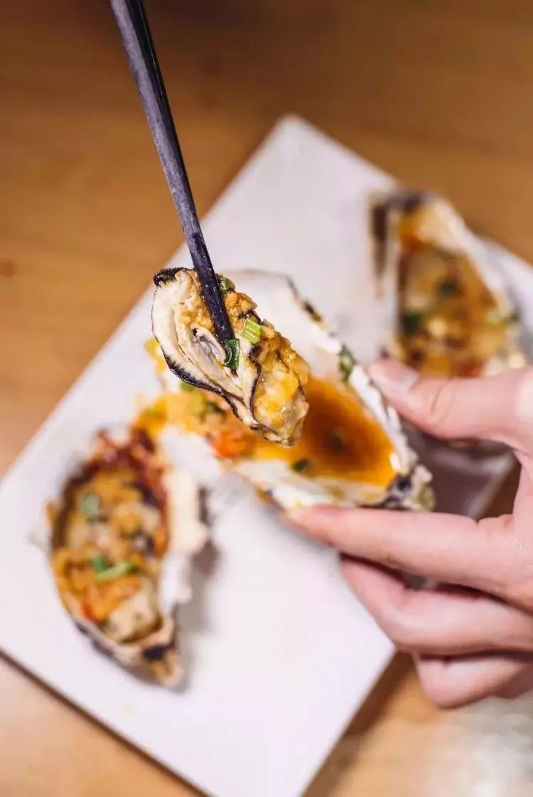 吾悦广场10元烧烤,吾悦烤鱿鱼10块钱9串