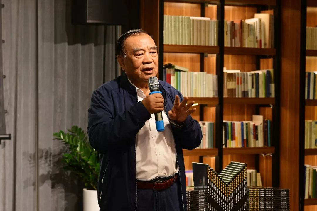 桂林鸡血玉图片及价格表,桂林鸡血玉最新消息有收藏价值吗