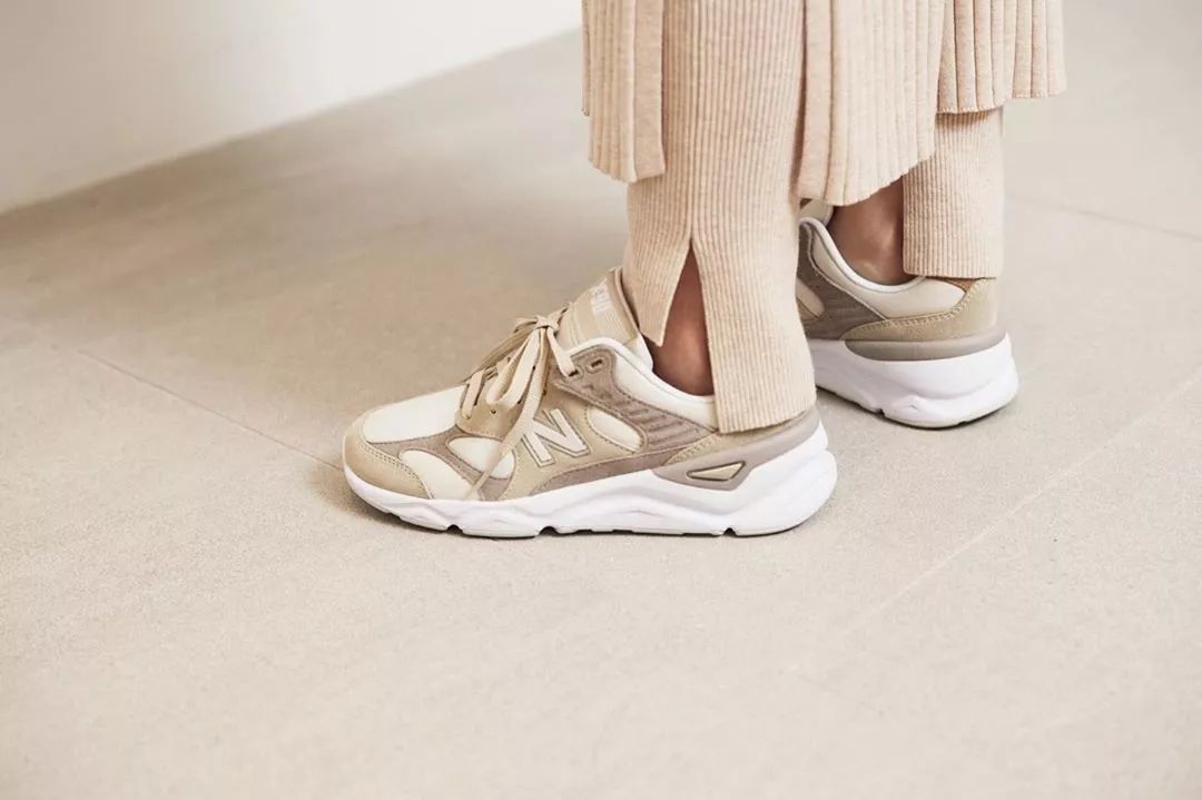 秋冬百搭女士运动鞋,今年最流行的冬天运动鞋百搭