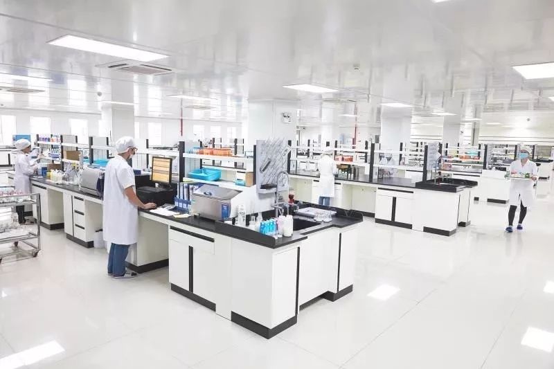 抢占“鲜”机！这个广东人爱了63年的燕塘牛奶，终于要登陆澳门了