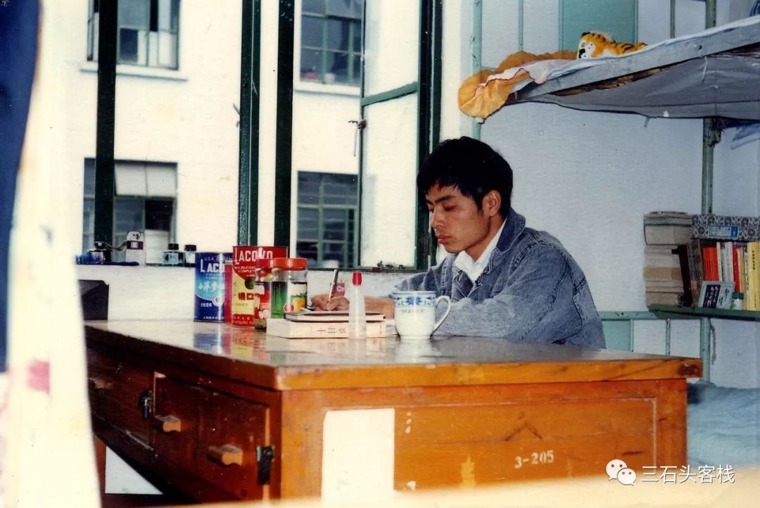 华政的简介,华政的故事