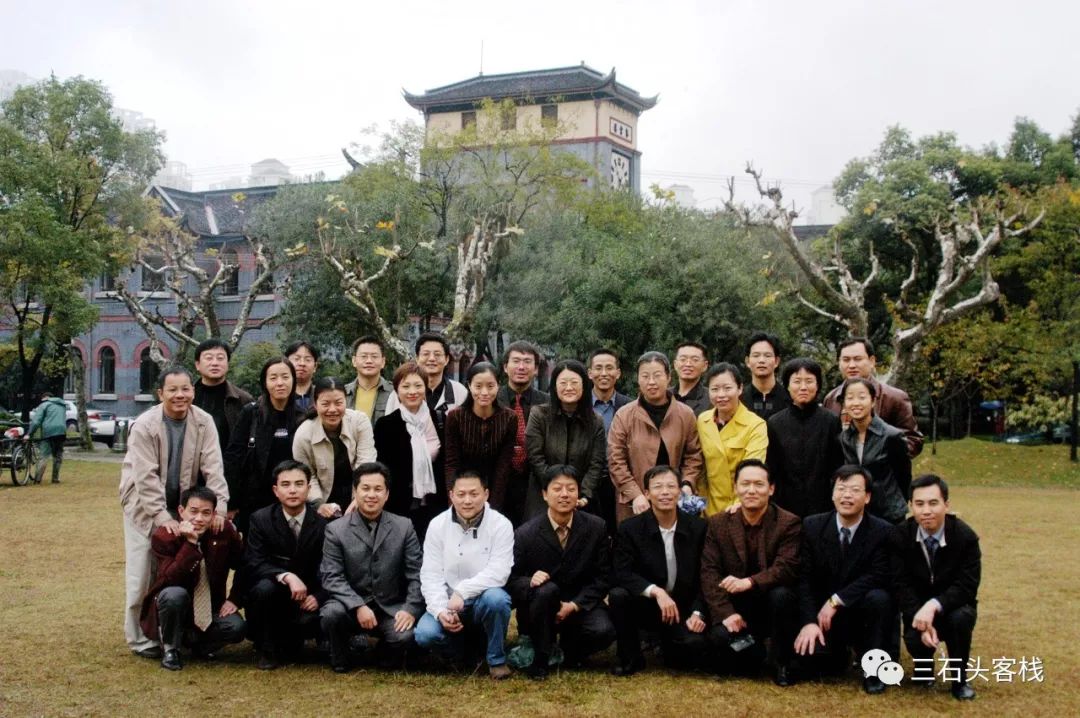 华政的简介,华政的故事