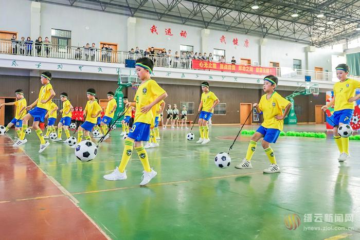 啦啦操足球操,足球比赛啦啦操