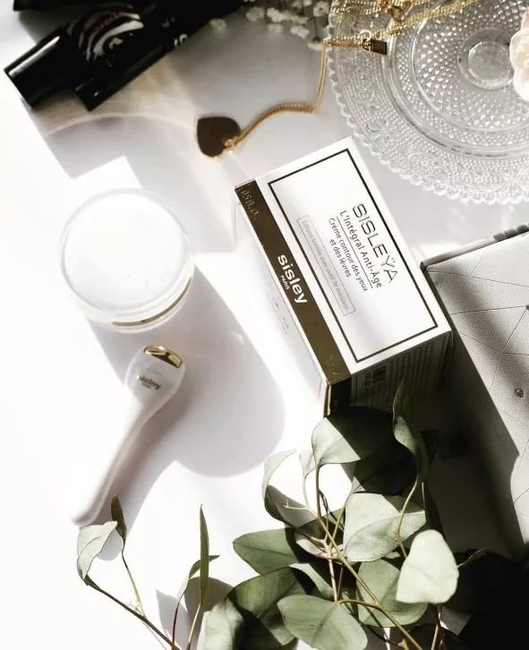 骨相美和皮相美都具有的人,皮相美和骨相美并存