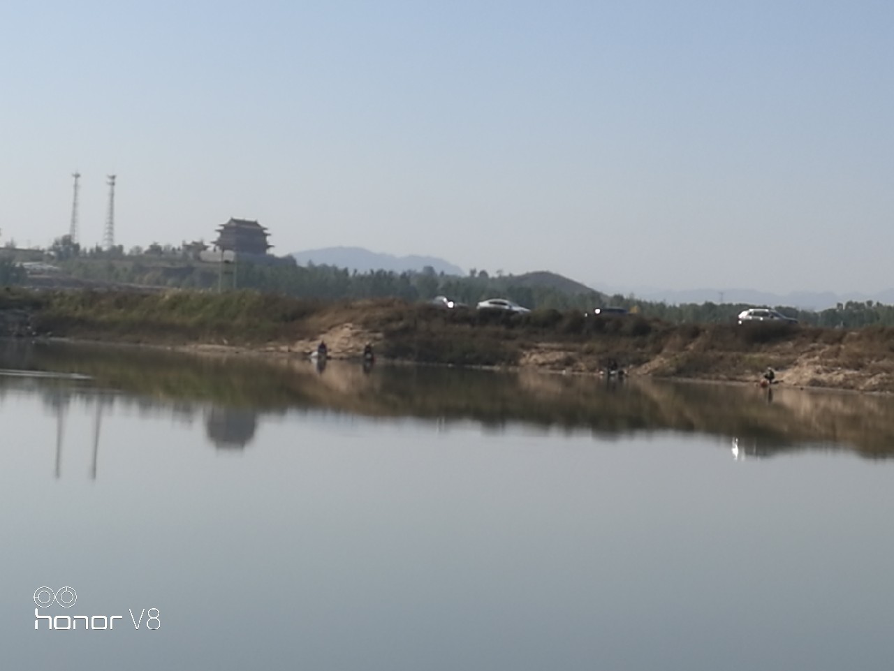 初春野河钓小杂鱼,野钓避杂鱼