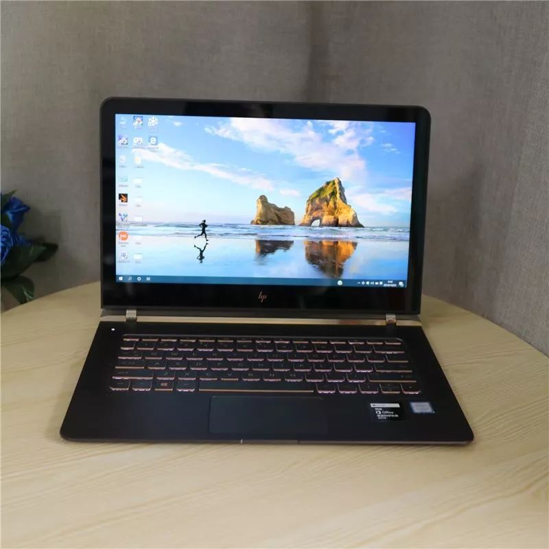 「猪王二手」你知道他多么酷炫帅么？苹果macbookair2100元就卖了