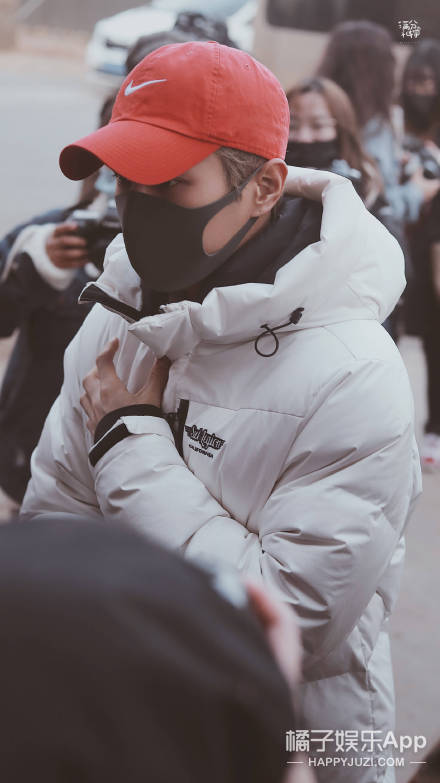 摩登家庭马伯骞个人资料,马伯骞美国豪宅摩登家庭