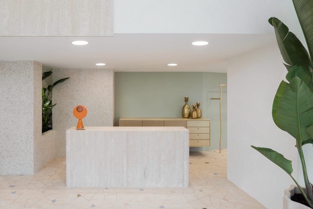 质量好有设计感的大品牌女装店铺,设计感强的小众女装品牌店