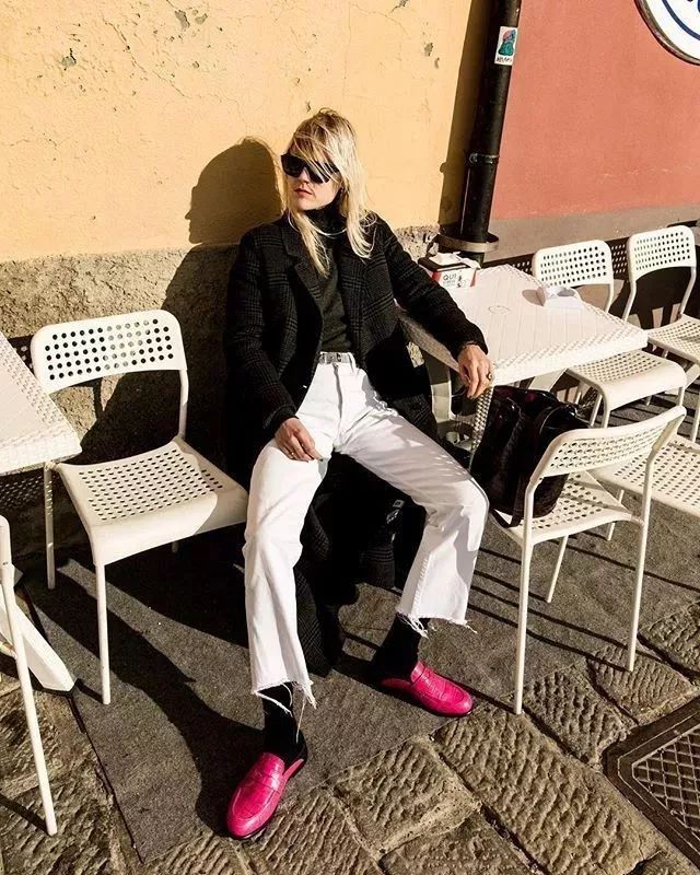 今年流行的袜子露脚踝,露脚踝的袜子洋气