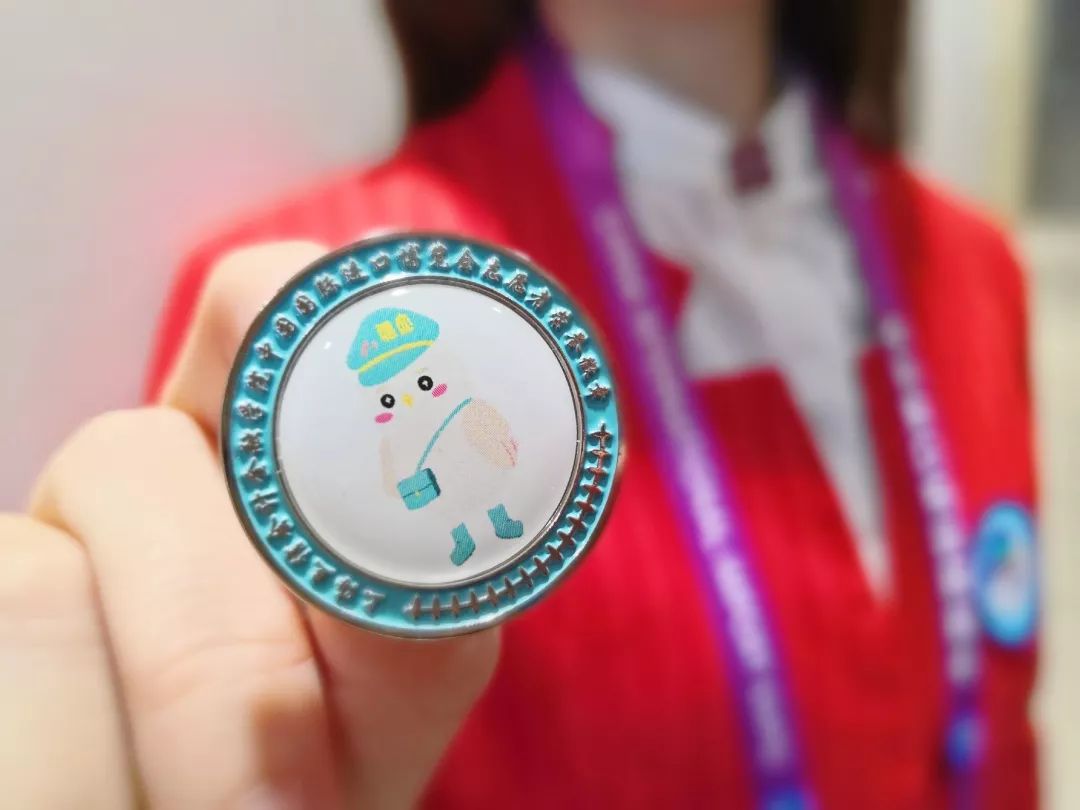 进博会小叶子徽章,进博会小叶子完整视频