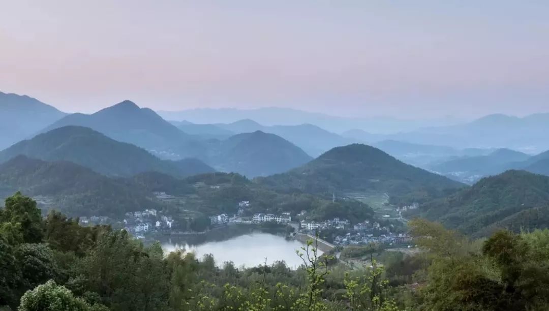 海景绝美民宿一日游,离主城1小时车程的风景民宿推荐