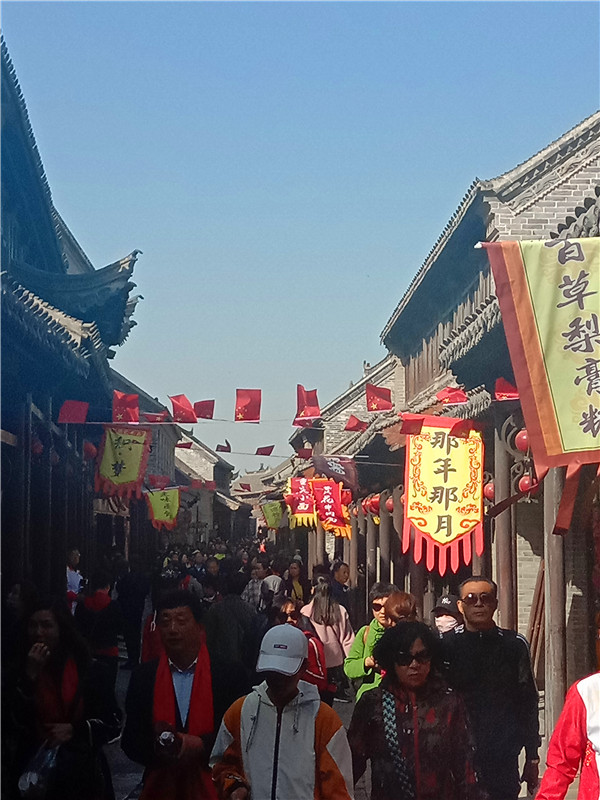 新沂窑湾古镇教堂婚礼,新沂窑湾古镇附近夜景