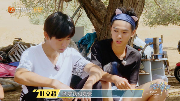 变形计沙漠少年完整视频,变形计谈足球少年