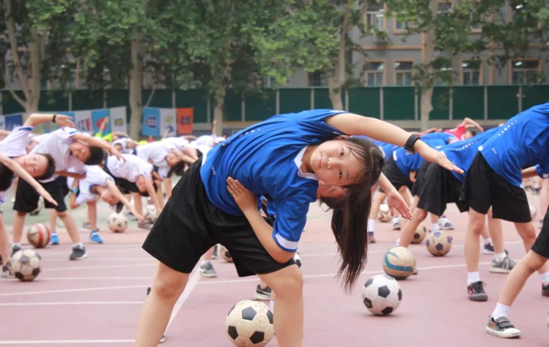 媒体：中国足球又被逼上绝路,中国足球输了吗