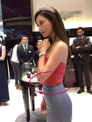 女神世纪婚礼引6亿围观，夫妻双双隐退洗手做汤羹？