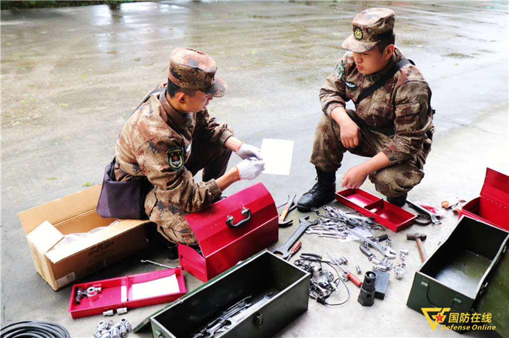 冷冷冷！装备换季保养，来看兵哥哥的贴心“SPA”