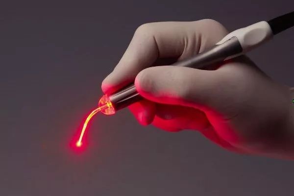 这个拯救颜值的科技产品，居然是一次错误的实验结果？