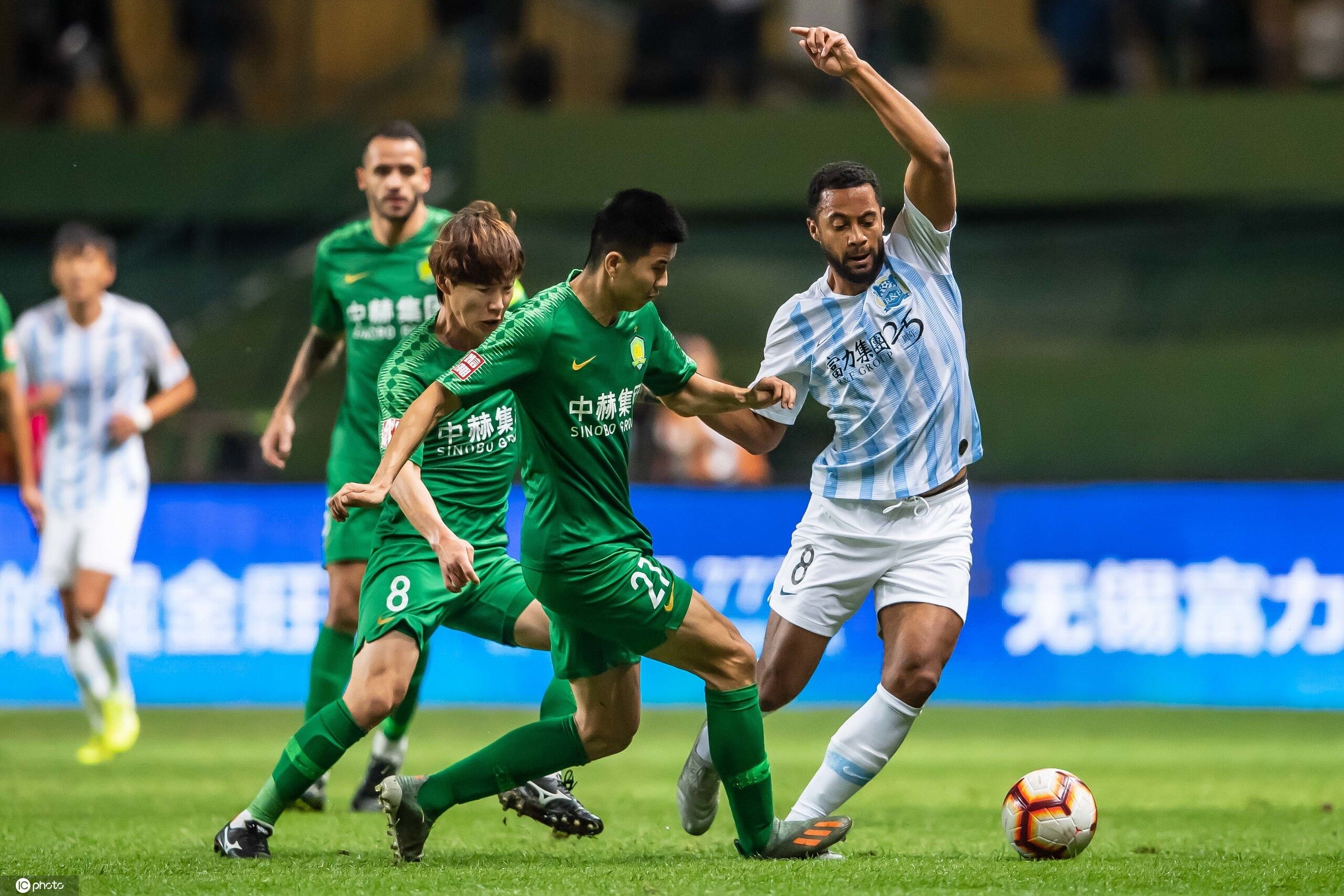 国安巴坎布救主,国安5比1大胜富力集结