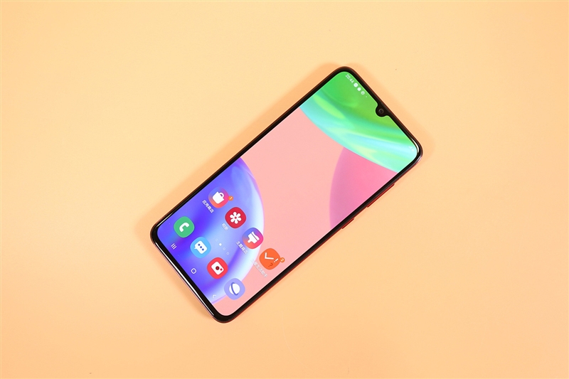 中端机还能如此漂亮三星GalaxyA70s评测：最轻薄的6400万三摄之作