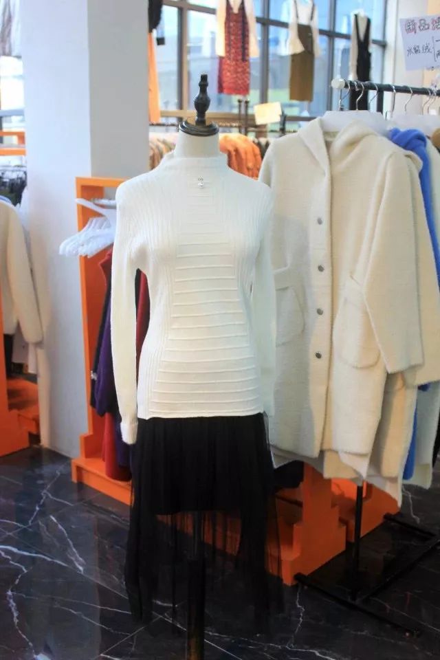 番禺剁手*党**的天堂！低至2.5折，万人疯抢的欧时力、MNBF等顶级国际潮牌开仓