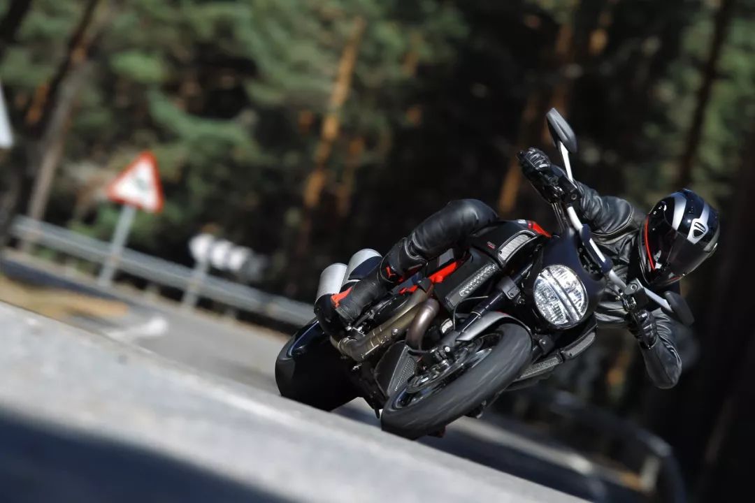 2020杜卡迪大魔鬼,杜卡迪大魔鬼是最好的吗