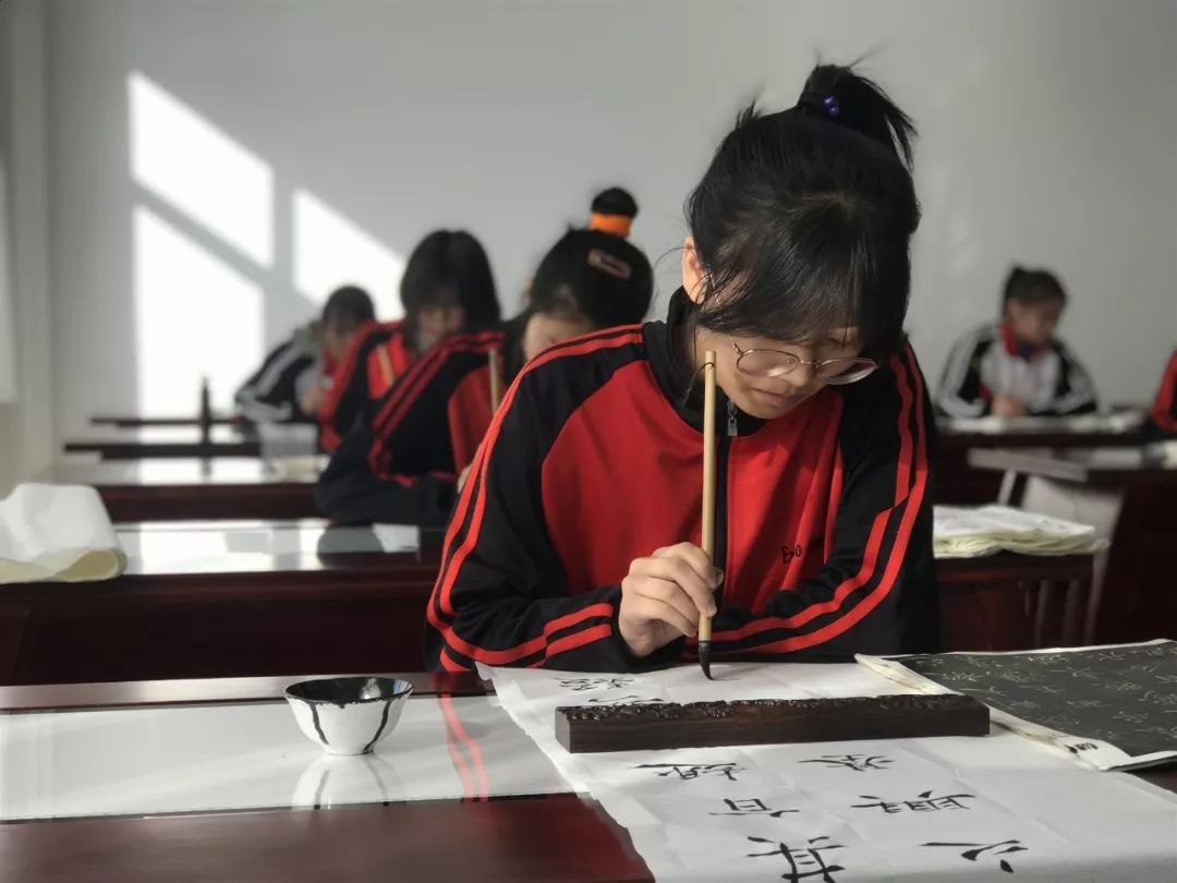 营口开发区第二高级中学高考成绩,营口开发区第二高级中学怎么样