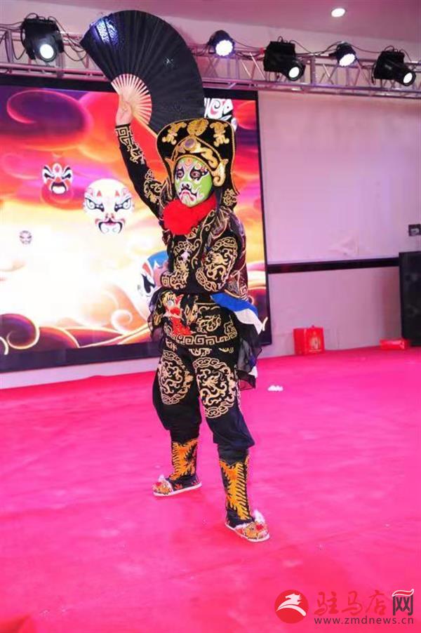 正阳百和盛酒业公司举行2020新春客户答谢订货晚会