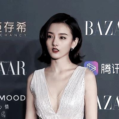 jennie发型双丸子头编发,黑色大波浪长发发型jennie