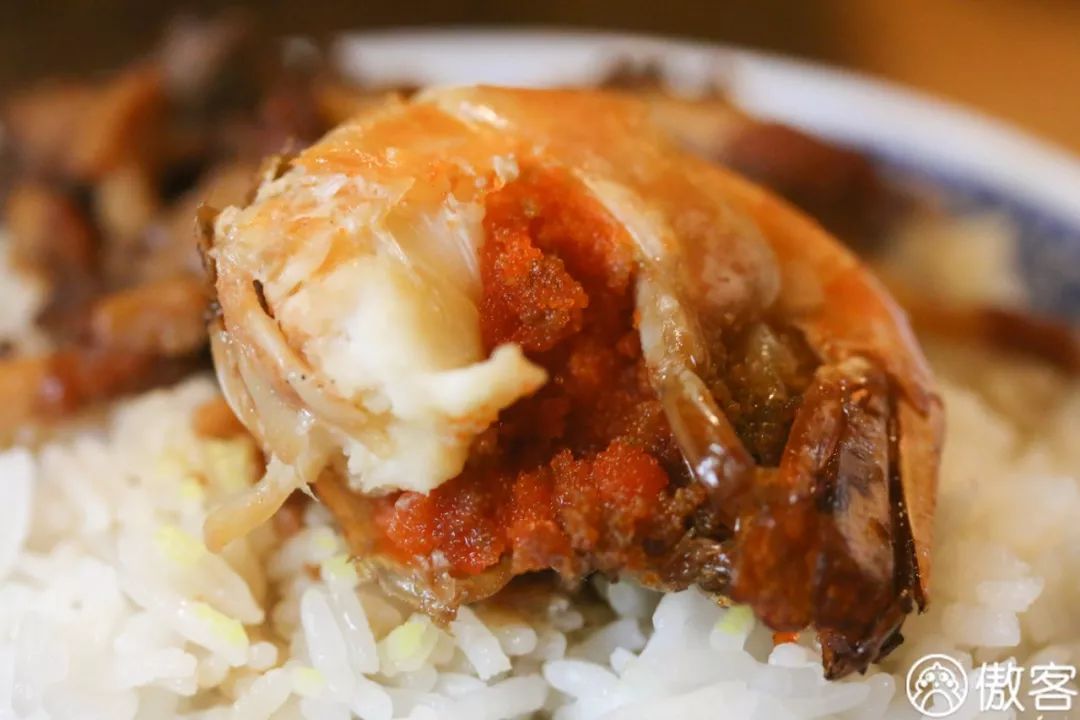 午休狂拍丨开了20年的台湾菜馆,搬迁3次,开到哪食客追到哪