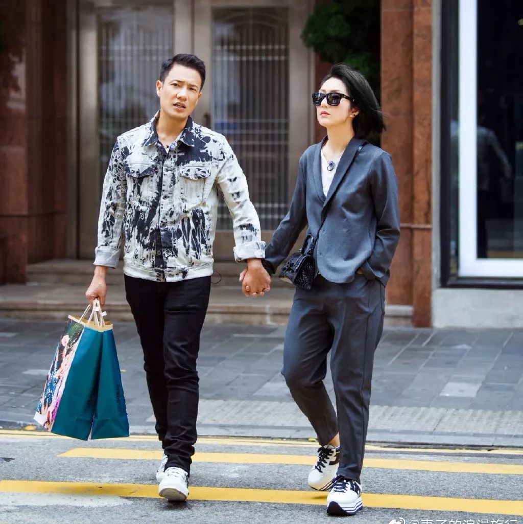 杨千嬅婚姻状况,杨千嬅自曝被老公批评