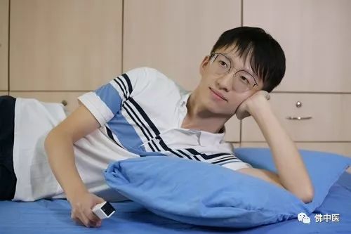 指尖发麻有针刺感看什么科室,左手拇指食指发麻针灸怎么治疗