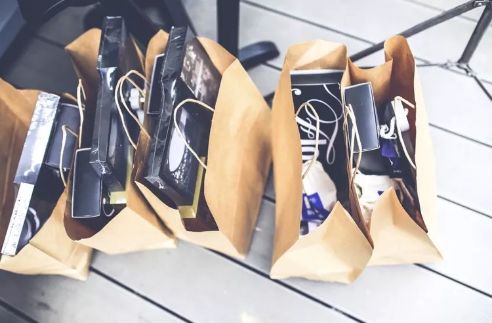 鍥藉濂緢鍝佸簵鏌滃,濂緢鍝佸寘鍖呬笓鏌滄煖濮愬崠鍋囪揣濂楄矾