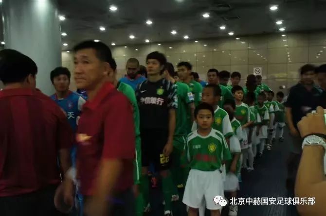 青训丨马昆越：场上学习杨智场下学习侯森