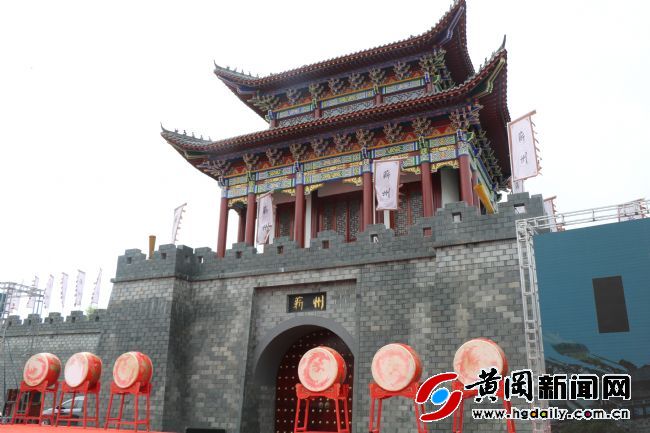 壮丽70年奋斗新时代图文,壮丽70年奋斗新时代泗水篇