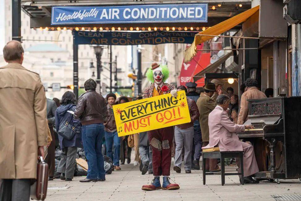 43万人打出8.9高分反转电影,38万人打出8.7的高分电影