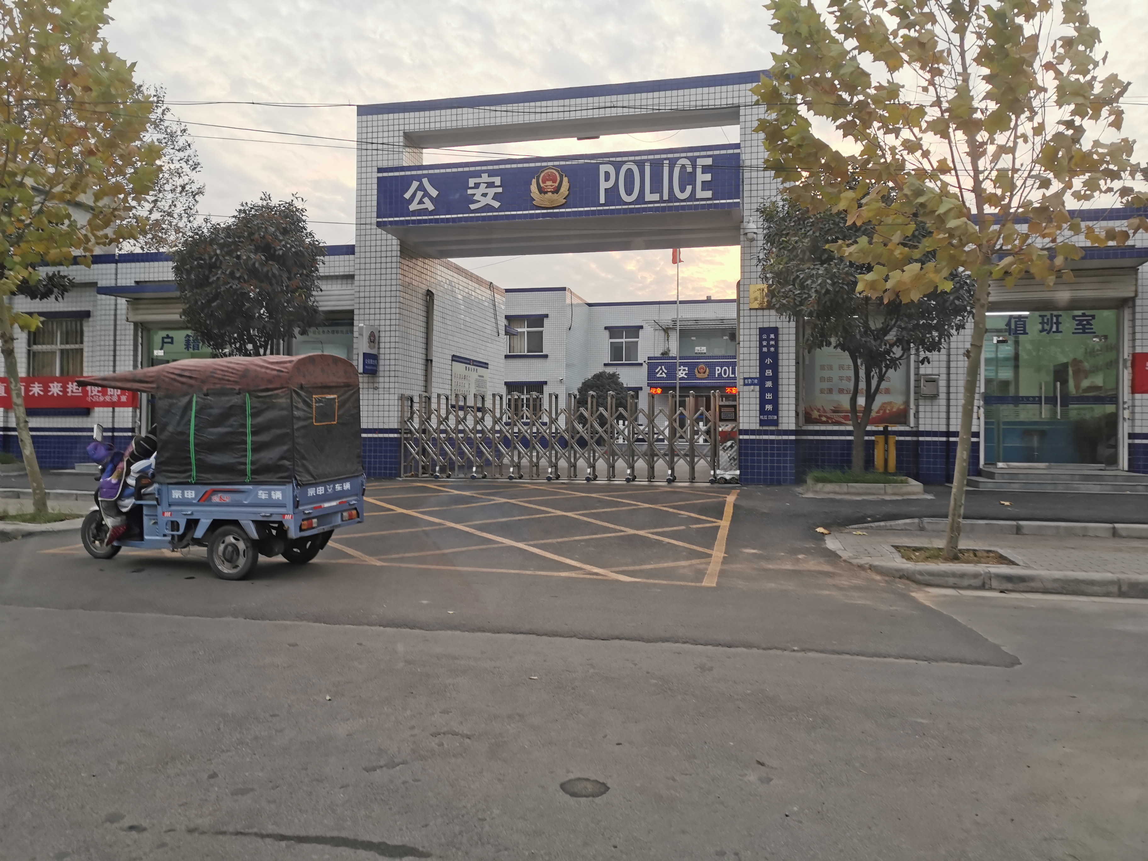 绂瑰窞濂冲瓙琚獥,15宀佸コ瀛╄楠楀埌ktv涓婄彮