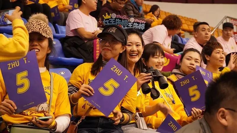 “津辽之战”掀起往事追忆！辽宁华君女排今晚主场战广东恒大！谁是四强？