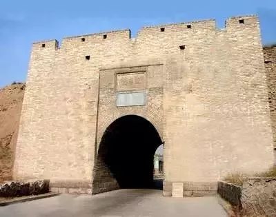 冬游草原天路,草原天路冬日自驾游攻略