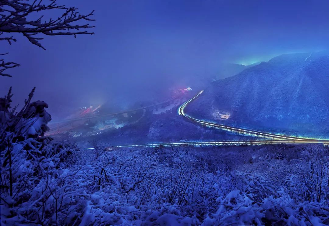 京张铁路百年变迁见证视频,百年党史纪录片京张铁路