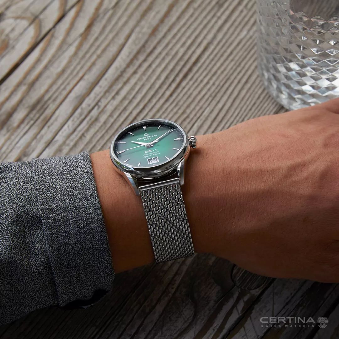 传统、颜值、价值，成就瑞表黑马股，雪铁纳神器——DS、大日历、长动力、防磁