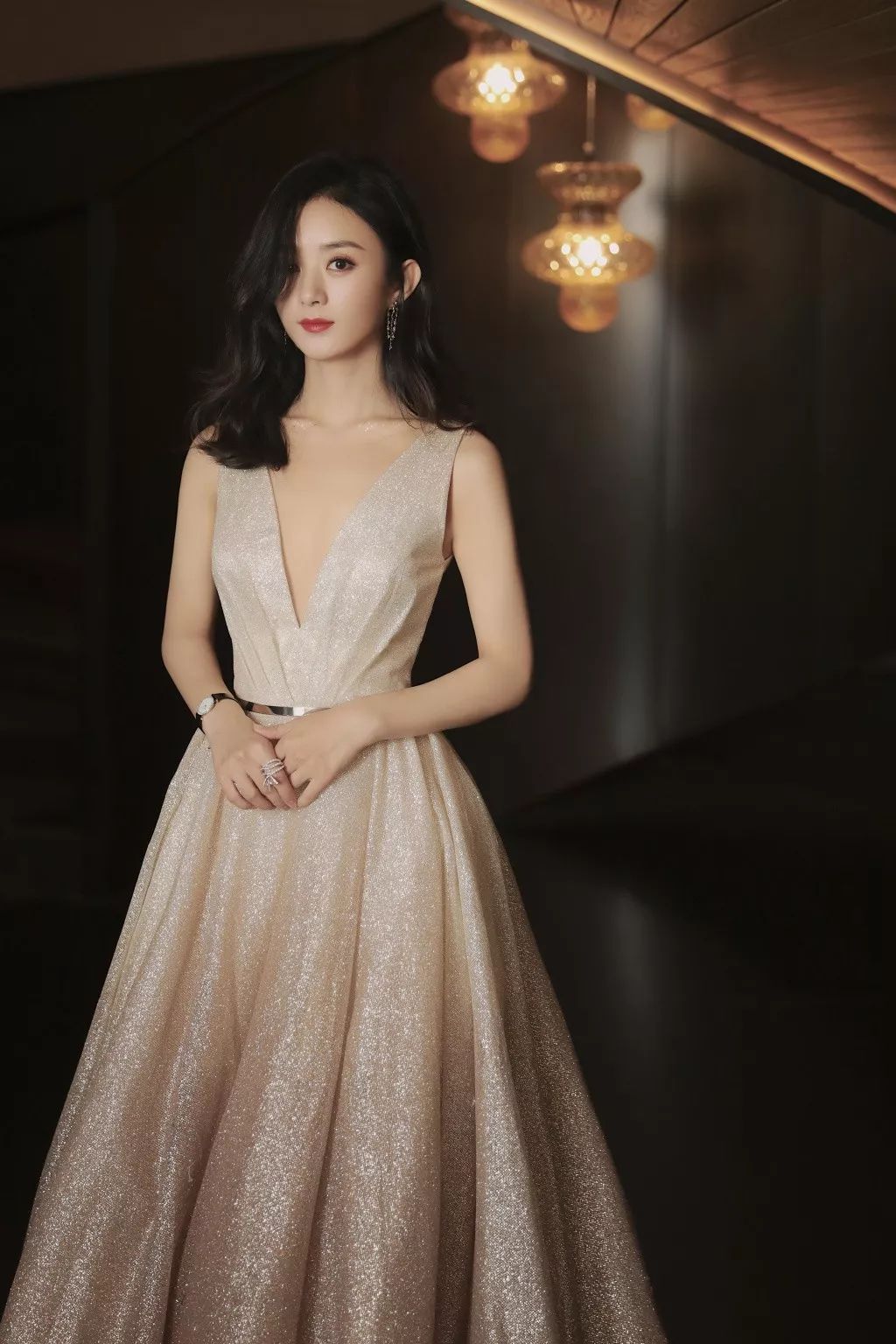 赵丽颖新剧被吐槽年纪大扮嫩,33岁赵丽颖依然少女感十足