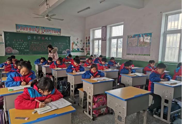 为了夏邑少年的足球梦，建业公益进校园啦