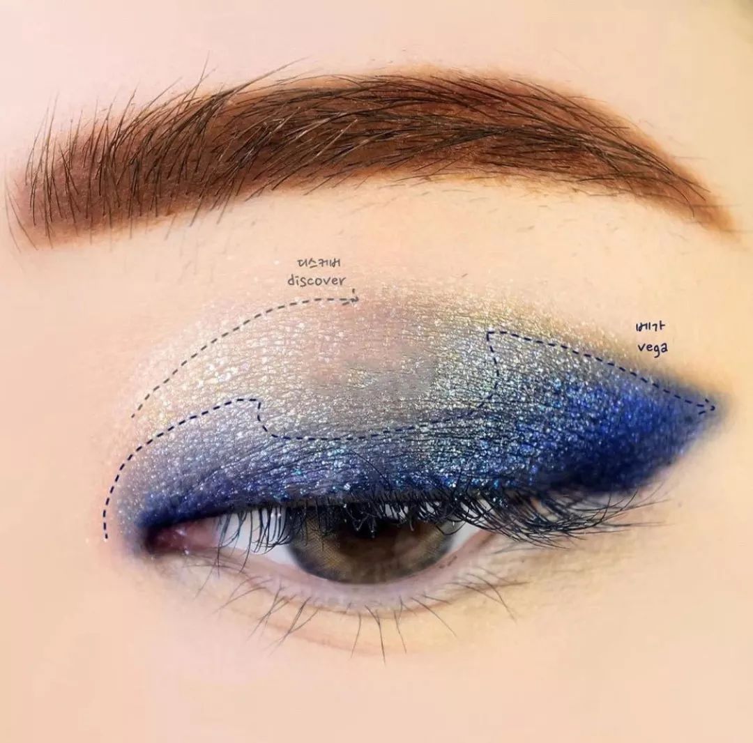 新手画jennie同款眼妆,怎么画jennie同款猫系眼线