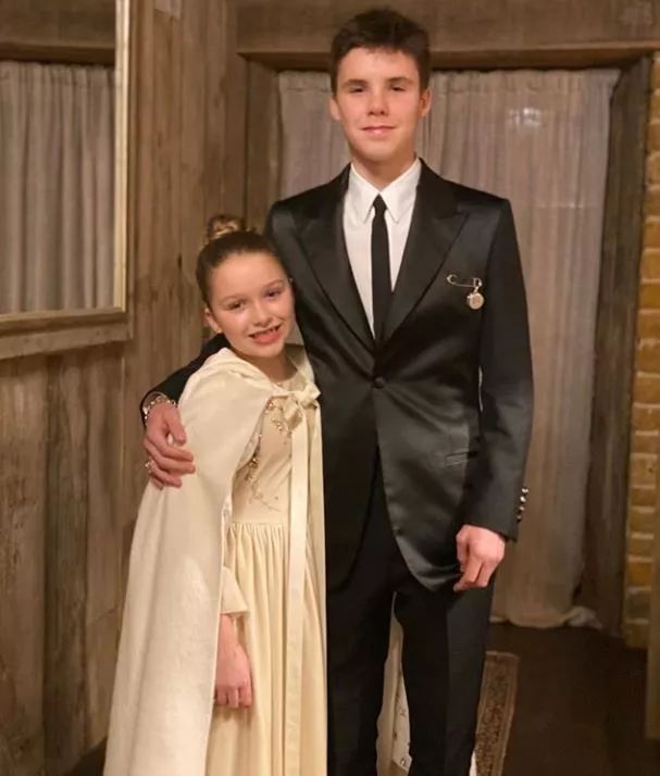 小贝二儿子罗密欧和贝嫂,小贝二儿子罗密欧球技