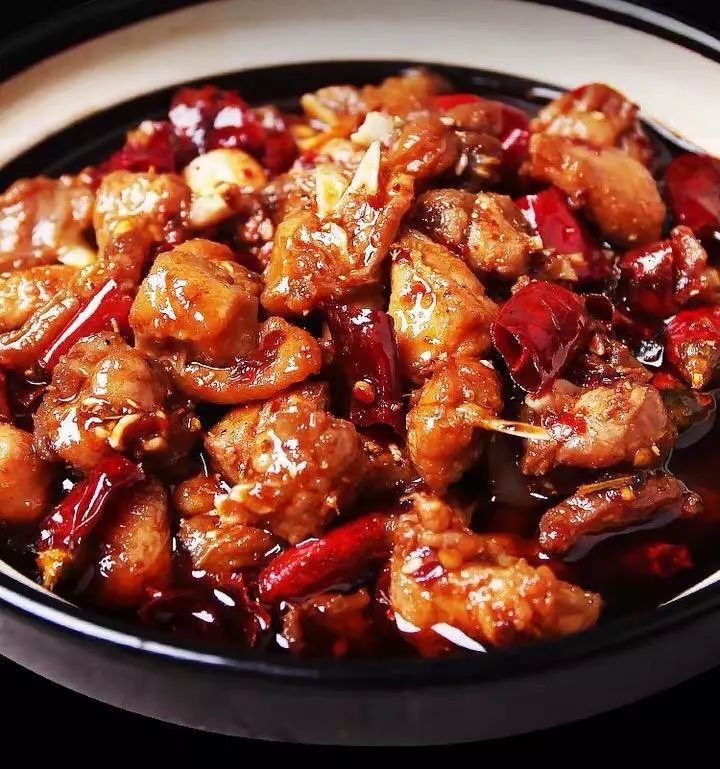 吃过10个算我输!本地人盖戳的年货清单揭秘