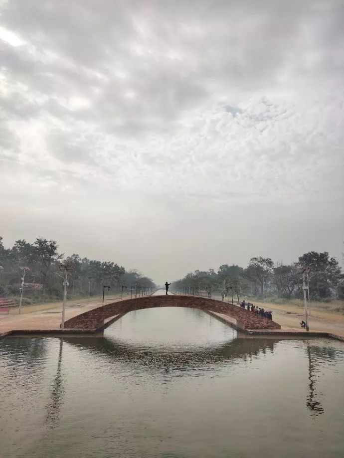 尼泊尔中华寺视频,尼泊尔蓝毗尼中华寺离韩国寺多远