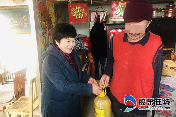 烟台华怡医学美容医院有限公司,美容养生公益活动爱心传递